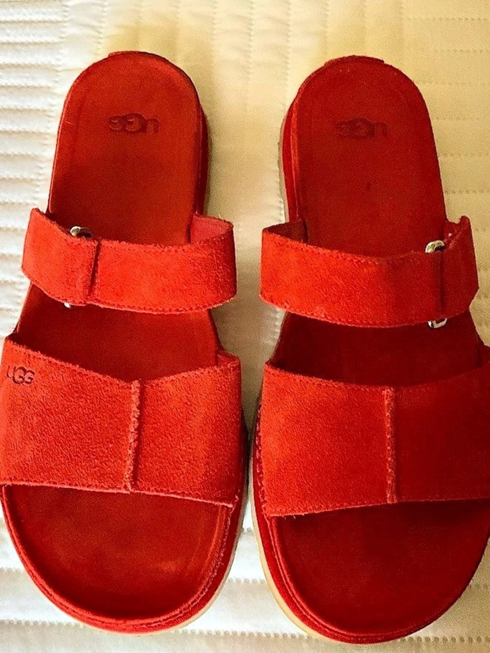 UGG GoldenGaze Slide Red Pepper Sandals